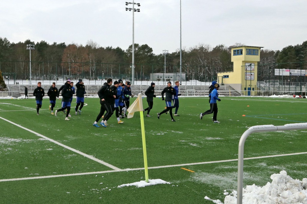 Trainingsauftakt der Regionalligamannschaft unter besonderen Bedingungen 25