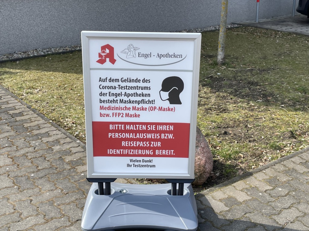 Guter Zulauf im vom FSV 63 Luckenwalde unterstützten Testzentrum der Spitzweg-Apotheke in der Fontanestraße 3