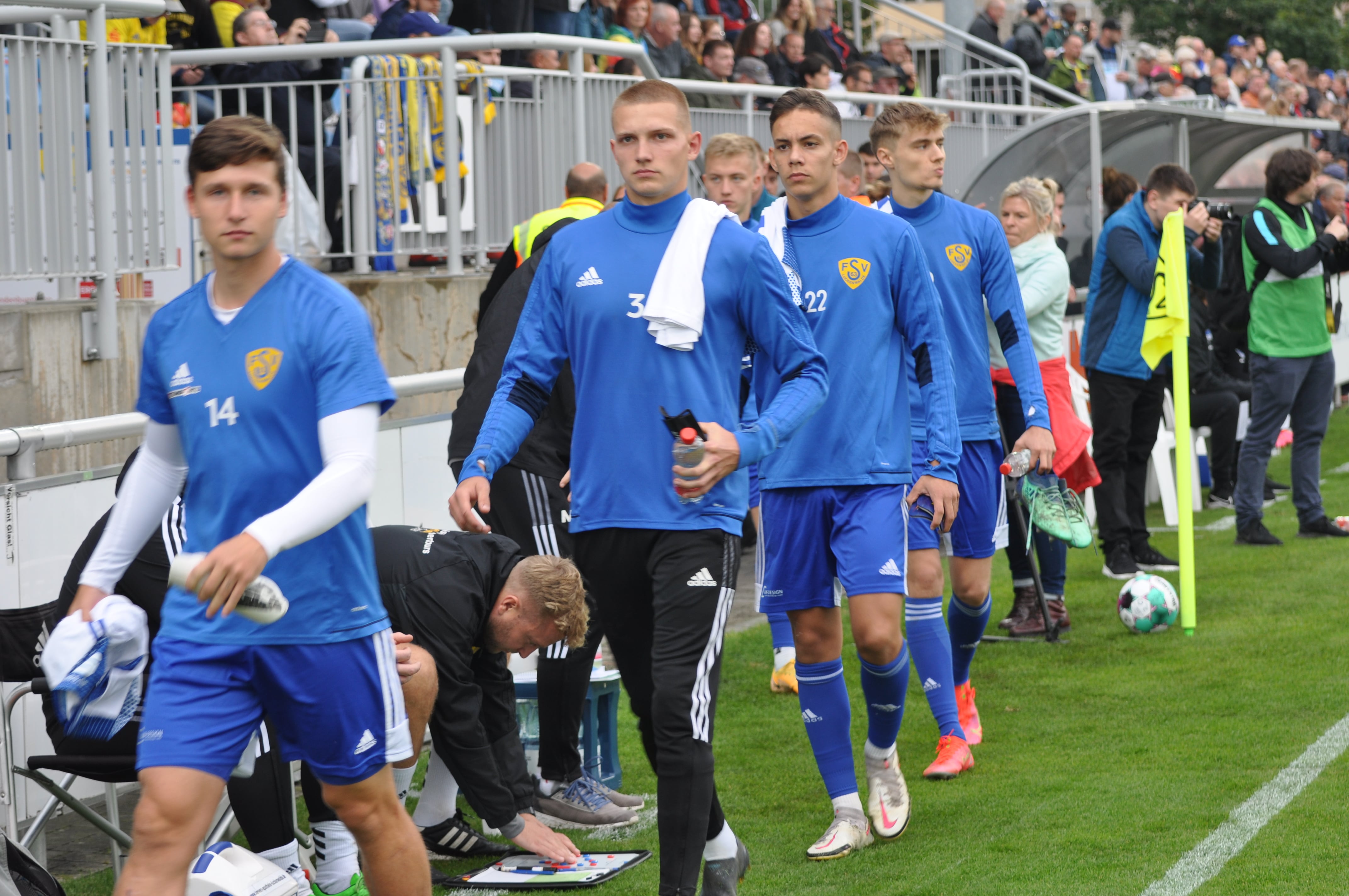Erste Niederlage am achten Spieltag haut den FSV nicht um  6