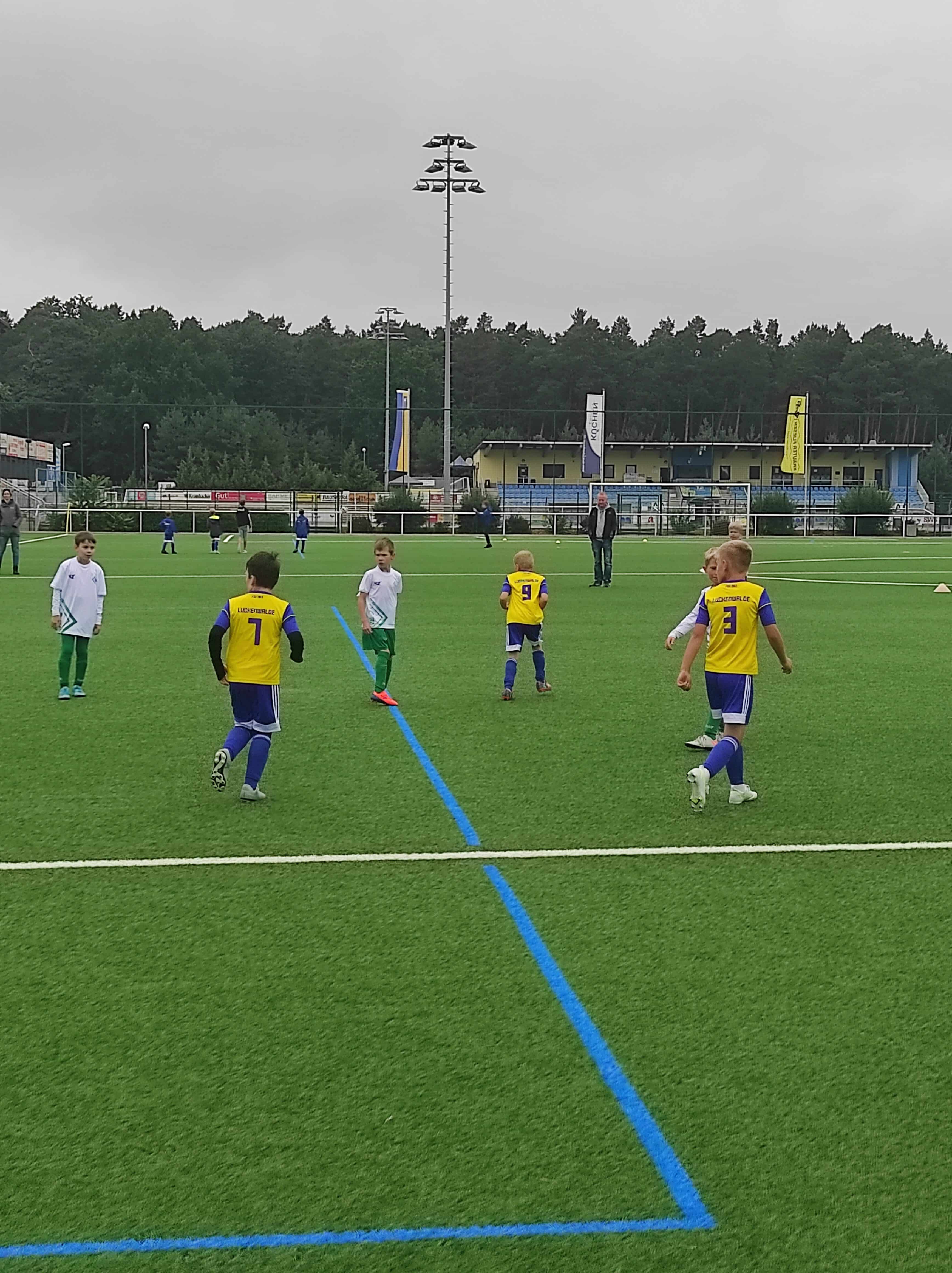 F1 beim Heimspiel gegen den SV Grün-Weiß Großbeeren 10 F1 beim Heimspiel gegen den SV Grün-Weiß Großbeeren 10