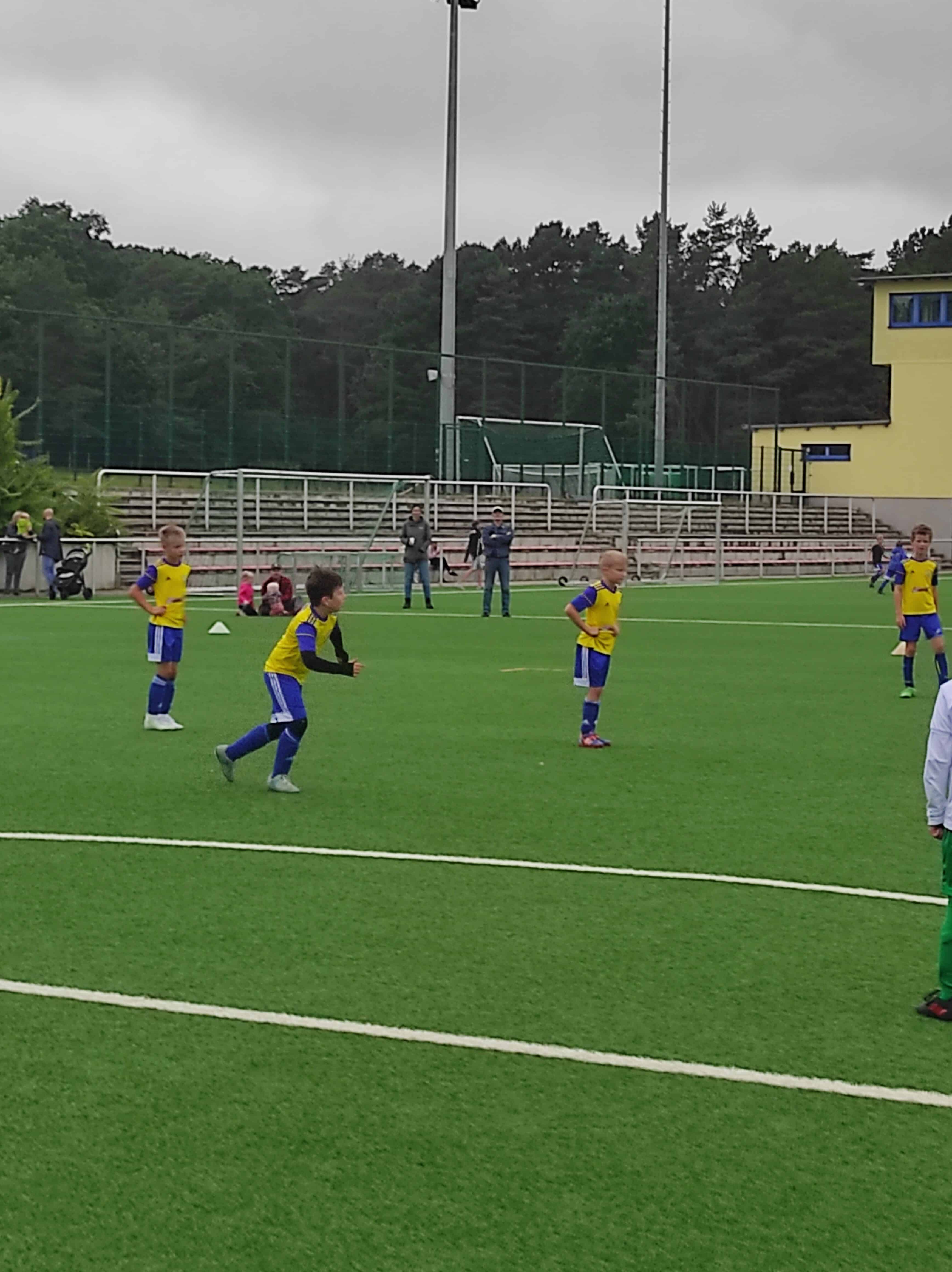 F1 beim Heimspiel gegen den SV Grün-Weiß Großbeeren 4 F1 beim Heimspiel gegen den SV Grün-Weiß Großbeeren 4