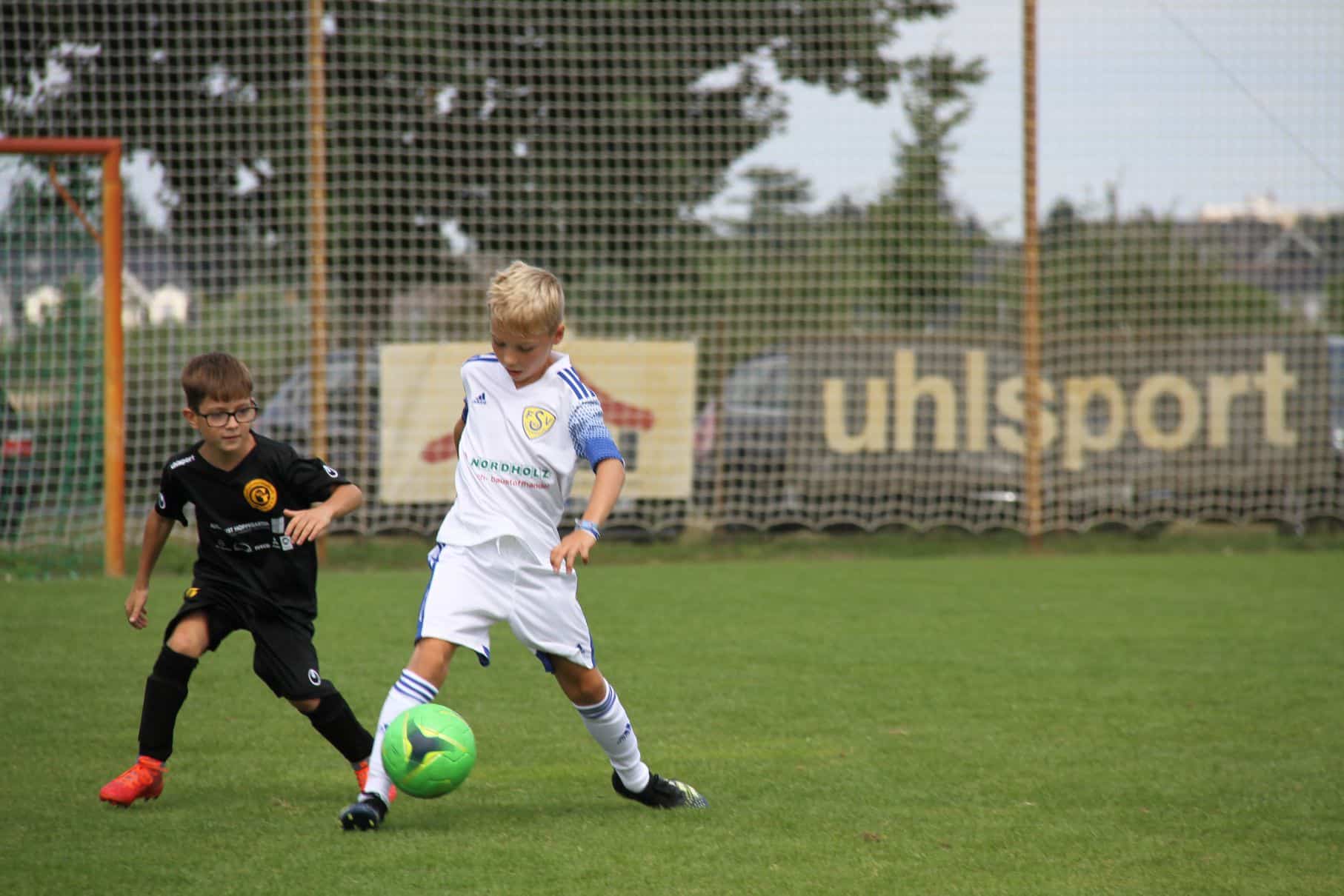 Gelungener Saisonauftakt der E1-Junioren 9