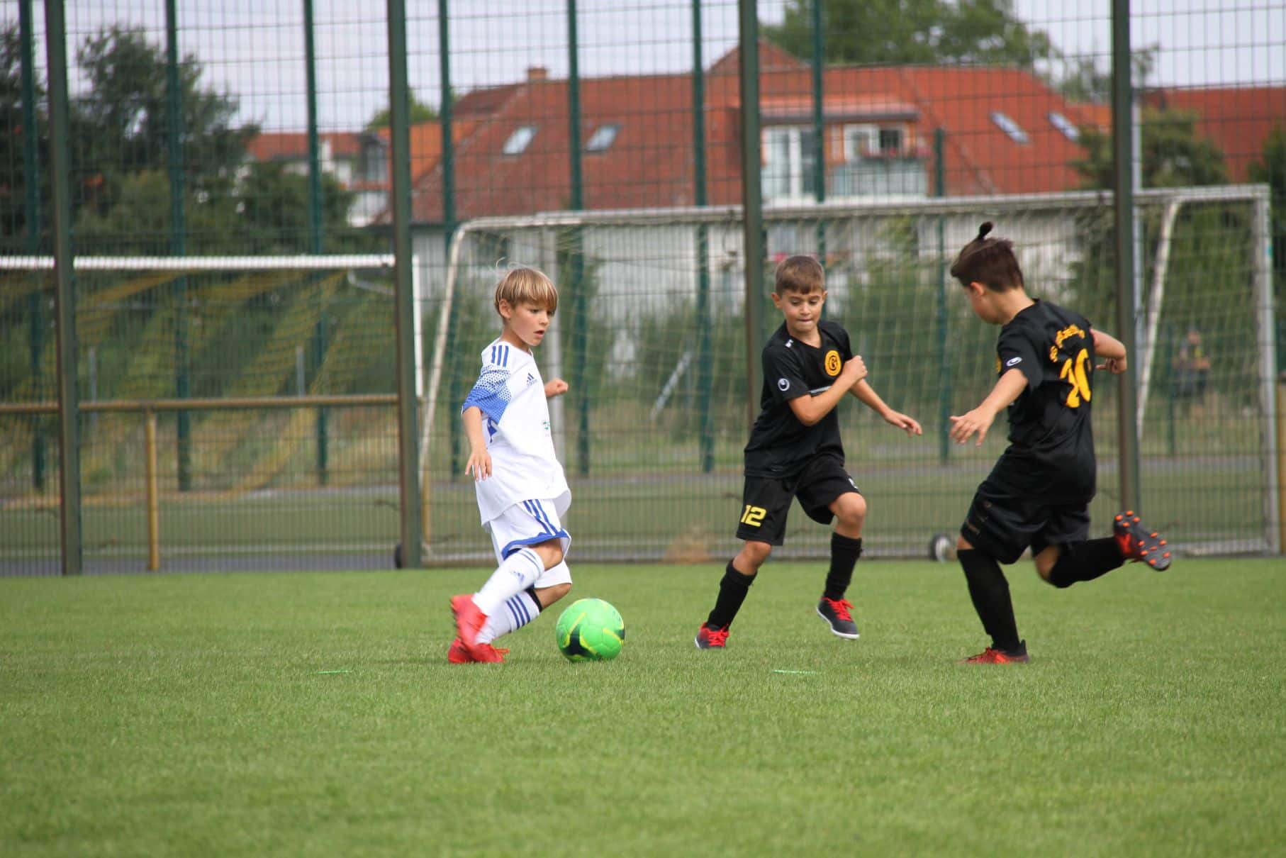 Gelungener Saisonauftakt der E1-Junioren 8