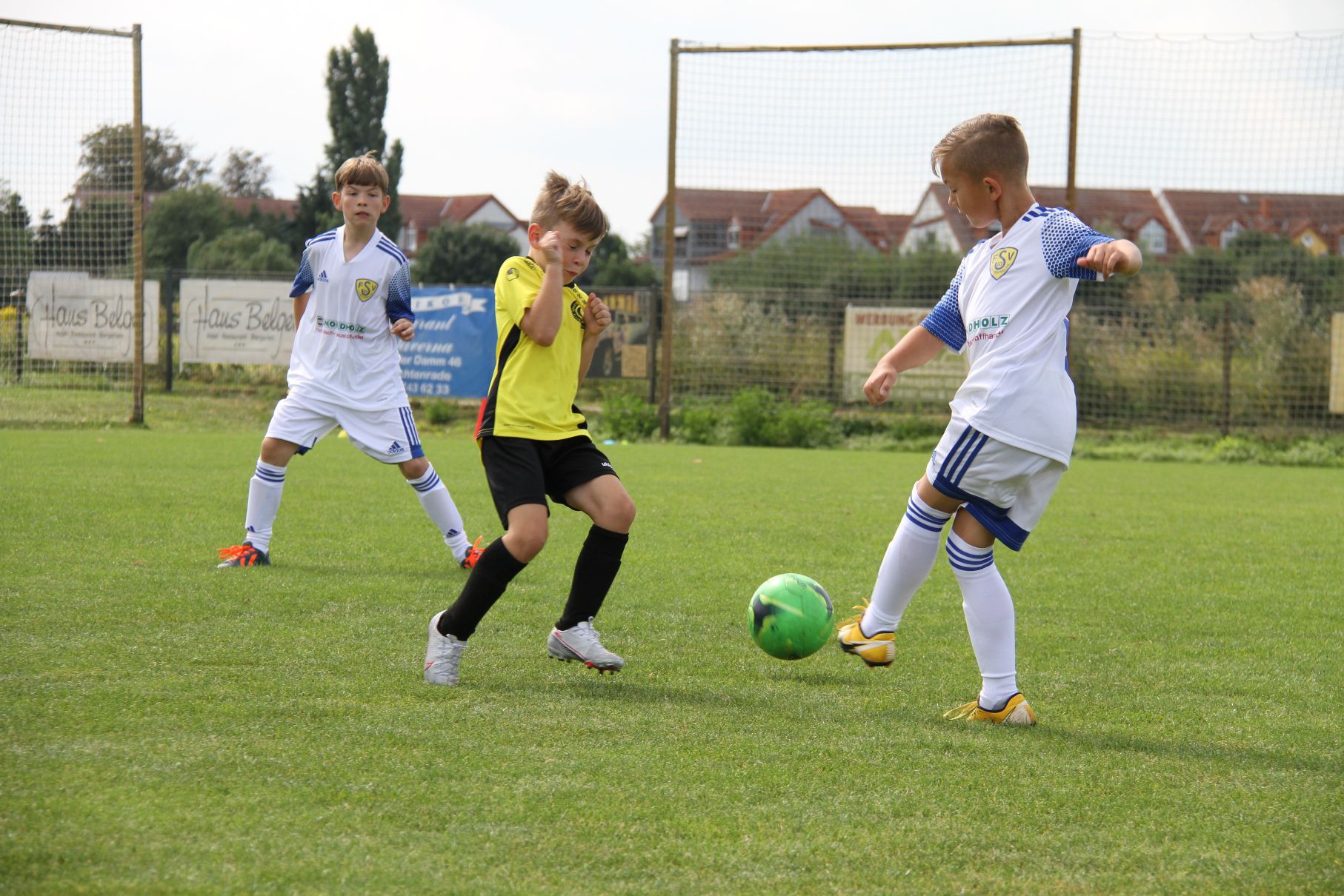 Gelungener Saisonauftakt der E1-Junioren 11