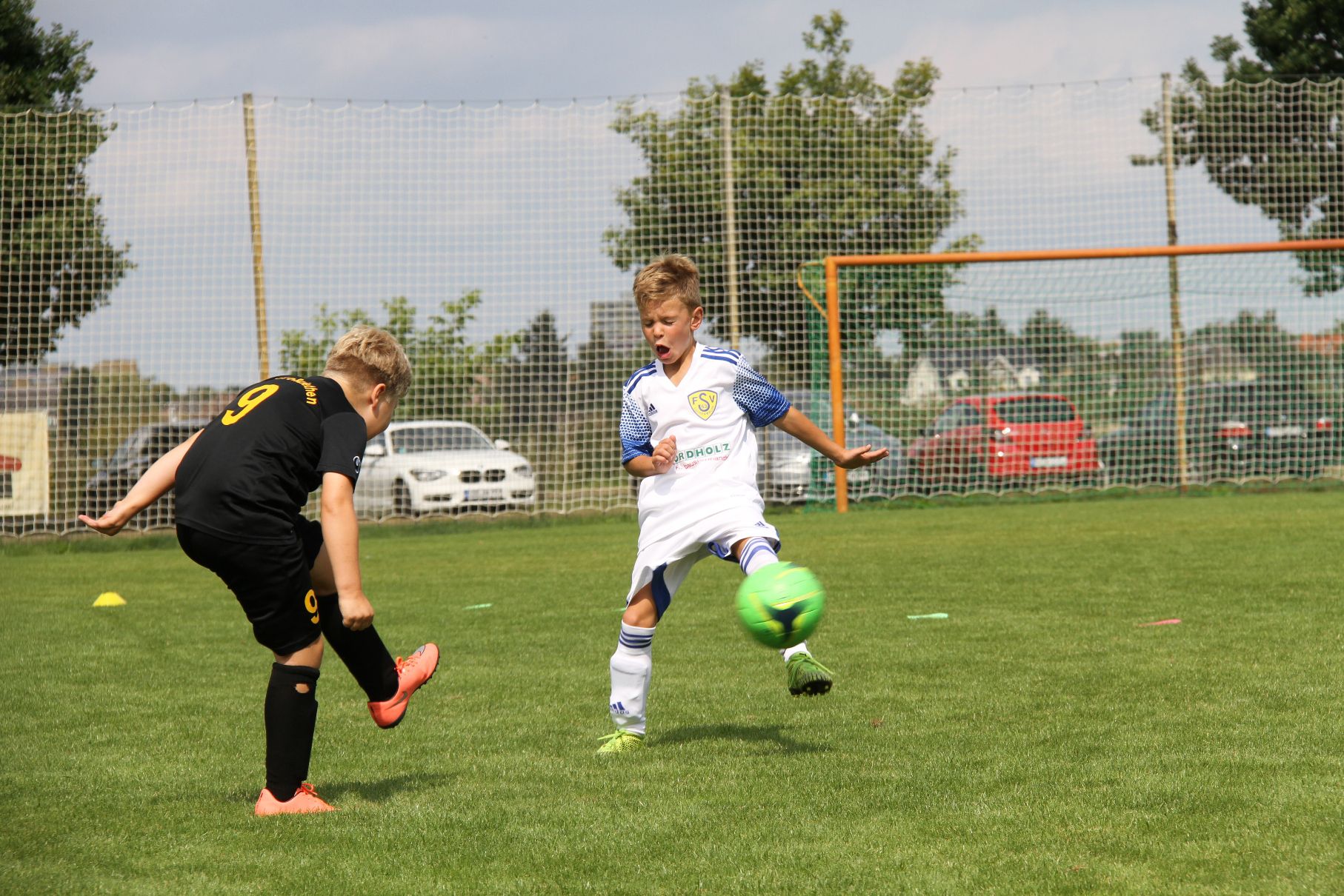 Gelungener Saisonauftakt der E1-Junioren 19