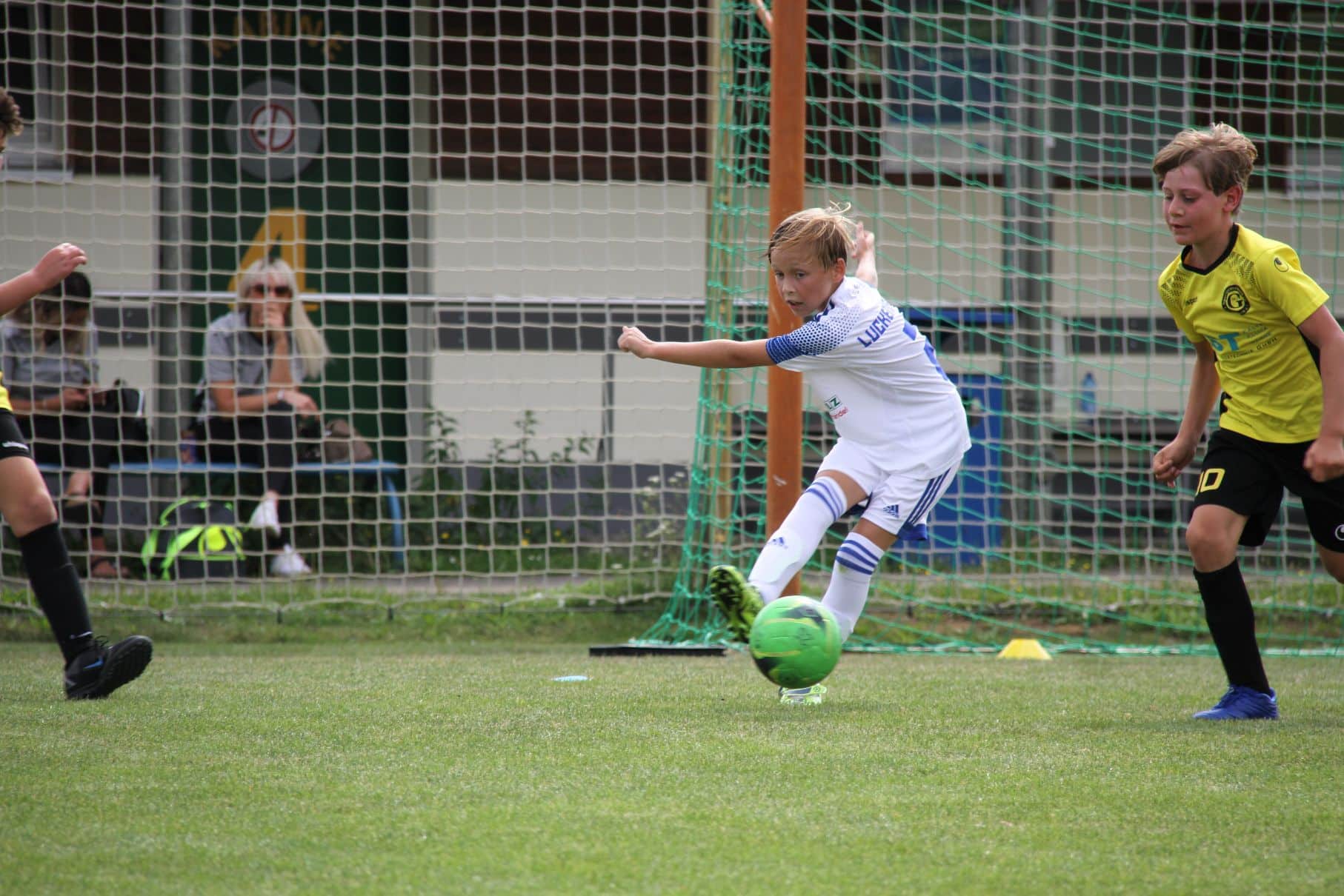 Gelungener Saisonauftakt der E1-Junioren 30