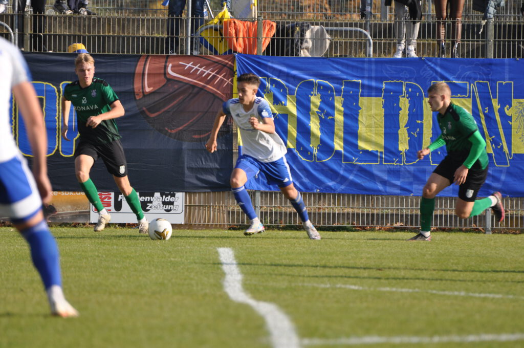 FSV stößt Bock in Fürstenwalde um und siegt verdient und deutlich 11 FSV stößt Bock in Fürstenwalde um und siegt verdient und deutlich 11