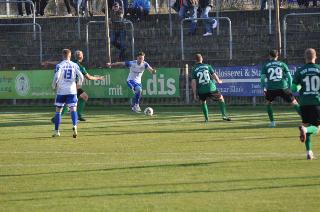 FSV stößt Bock in Fürstenwalde um und siegt verdient und deutlich 24 FSV stößt Bock in Fürstenwalde um und siegt verdient und deutlich 24