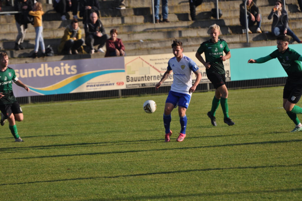 FSV stößt Bock in Fürstenwalde um und siegt verdient und deutlich 25 FSV stößt Bock in Fürstenwalde um und siegt verdient und deutlich 25