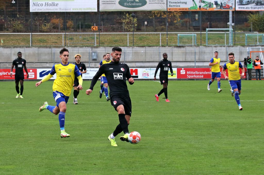 FSV hat die Chancen, BAK schießt das Tor 8