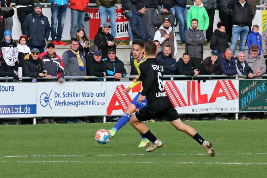 FSV hat die Chancen, BAK schießt das Tor 27