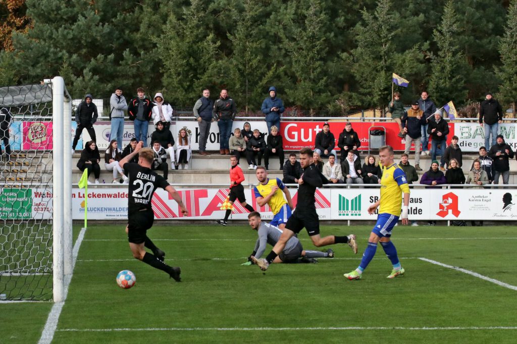 FSV hat die Chancen, BAK schießt das Tor 29