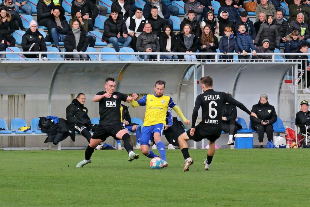 FSV hat die Chancen, BAK schießt das Tor 31