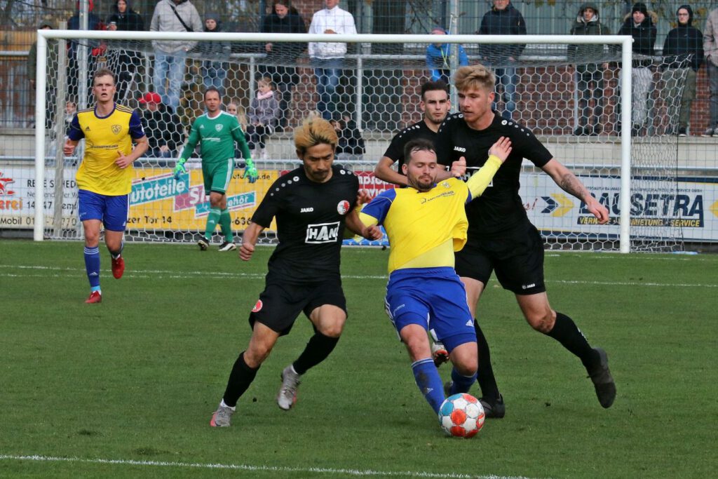 FSV hat die Chancen, BAK schießt das Tor 37