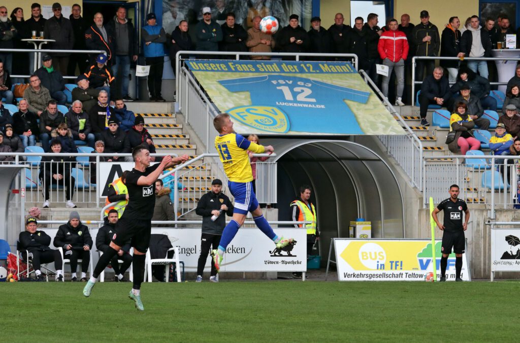 FSV hat die Chancen, BAK schießt das Tor 38