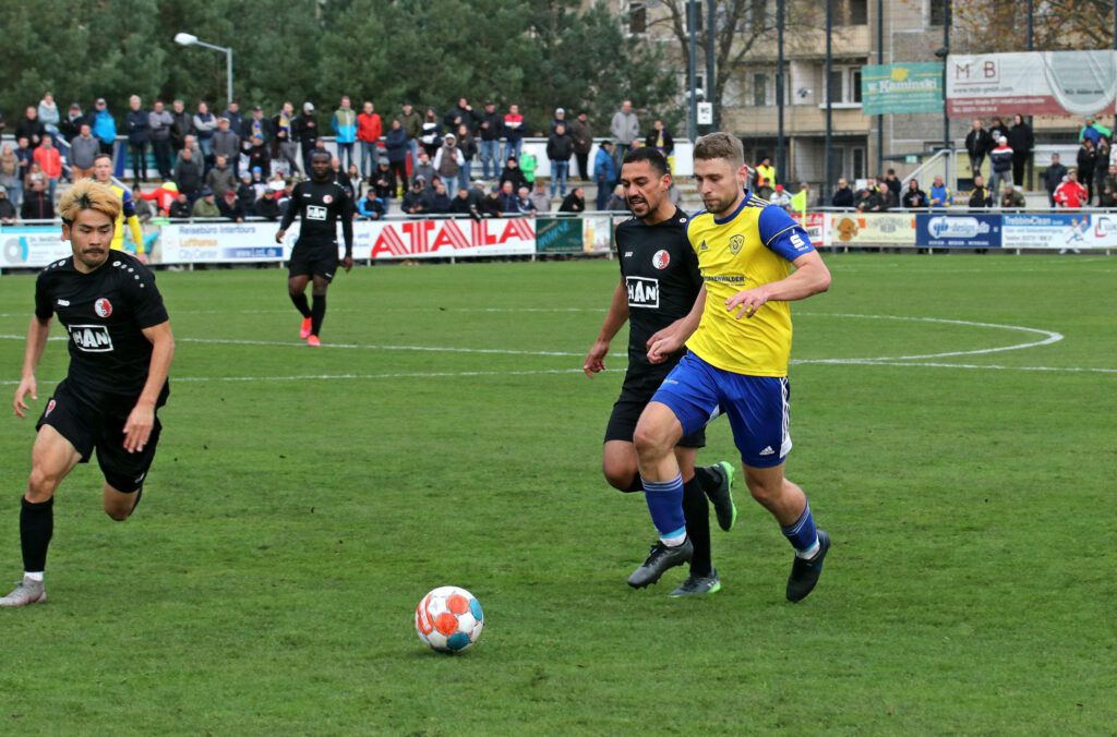 FSV hat die Chancen, BAK schießt das Tor 39