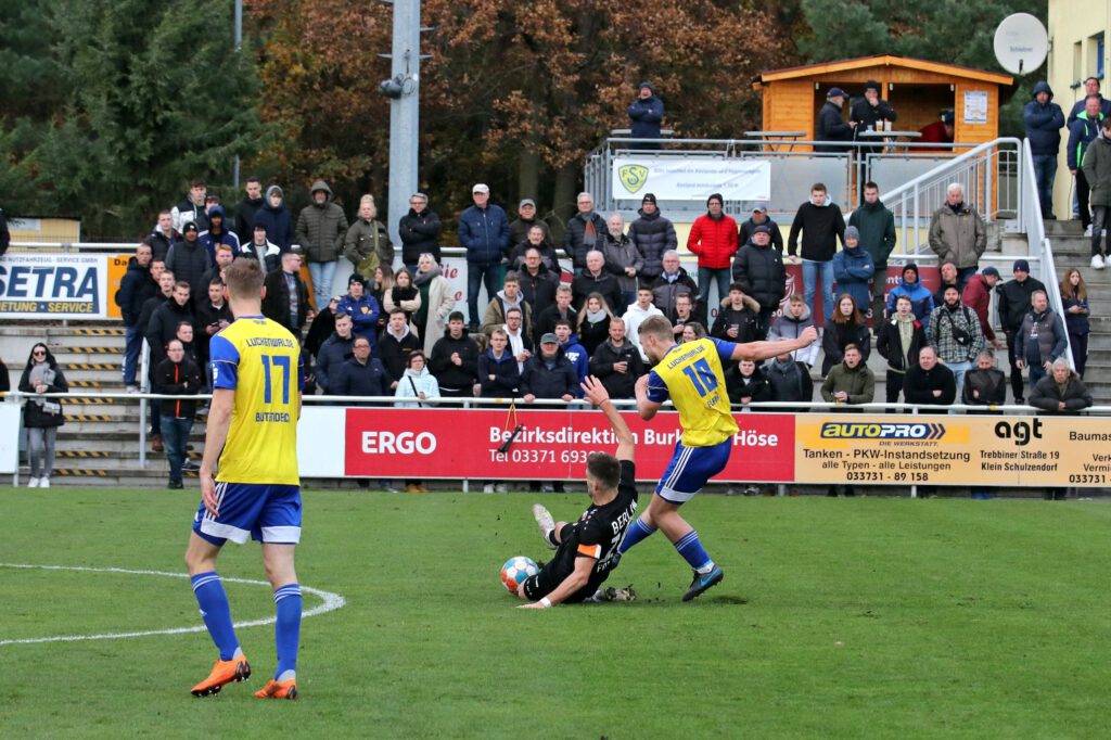 FSV hat die Chancen, BAK schießt das Tor 44