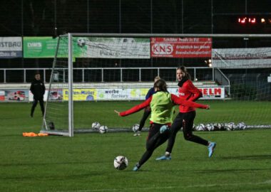 Frauenmannschaft von Bayer 04 Leverkusen im Seele 3