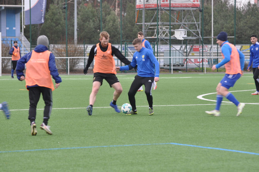 Spontanes Testspiel Zweite gegen A-Junioren 5