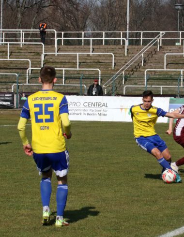 Frühe rote Karte ließ ein Duell auf Augenhöhe nicht mehr zu 16