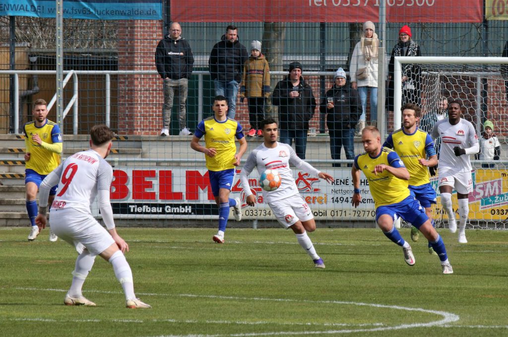 Rathenow sichert sich verdient einen Punkt in Luckenwalde 16