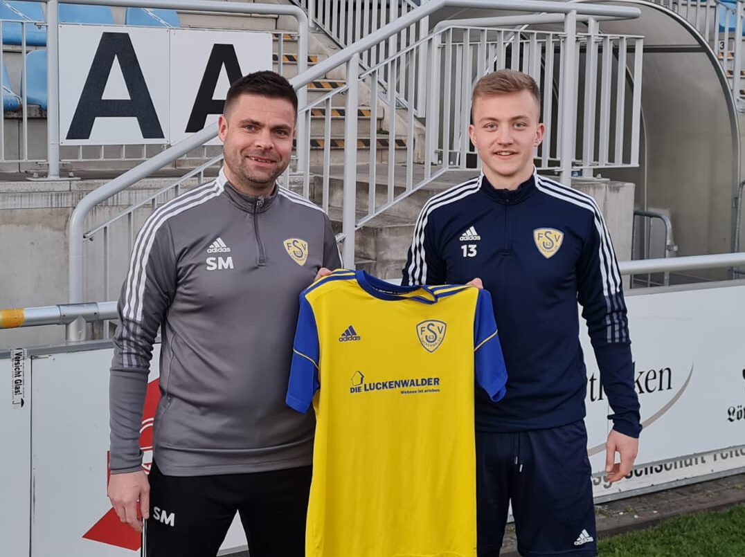 Weitere Vertragsverlängerung im Angriff 2 Weitere Vertragsverlängerung im Angriff 2