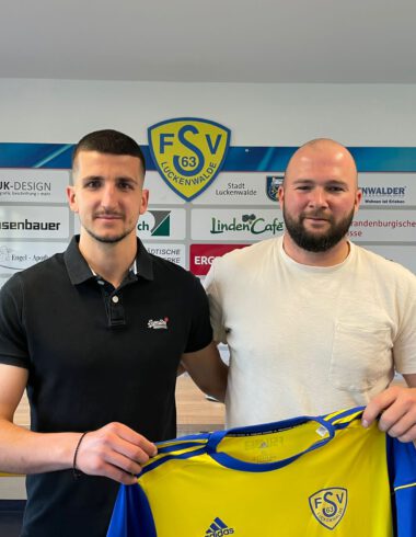 Ein weiterer Abwehrspieler verlängert seinen Vertrag 6