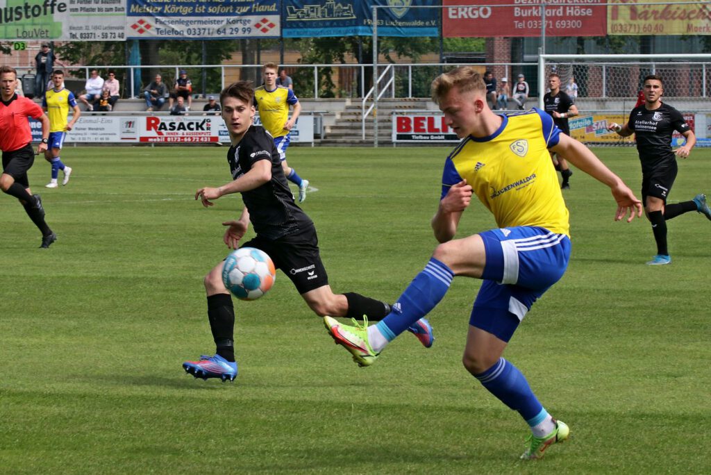 Altglienicke gewinnt verdient - allerdings um zwei Tore zu hoch 8 Altglienicke gewinnt verdient - allerdings um zwei Tore zu hoch 8