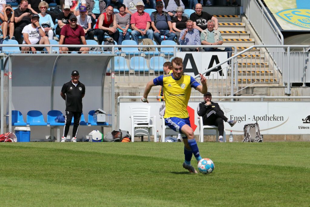 Altglienicke gewinnt verdient - allerdings um zwei Tore zu hoch 24 Altglienicke gewinnt verdient - allerdings um zwei Tore zu hoch 24