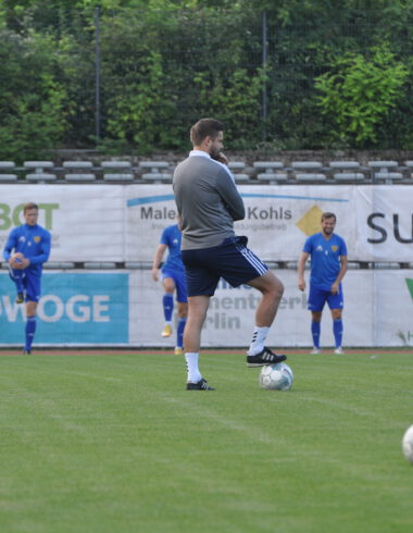 Wir gratulieren unserem Co-Trainer und sagen gleichzeitig Goodbye 9