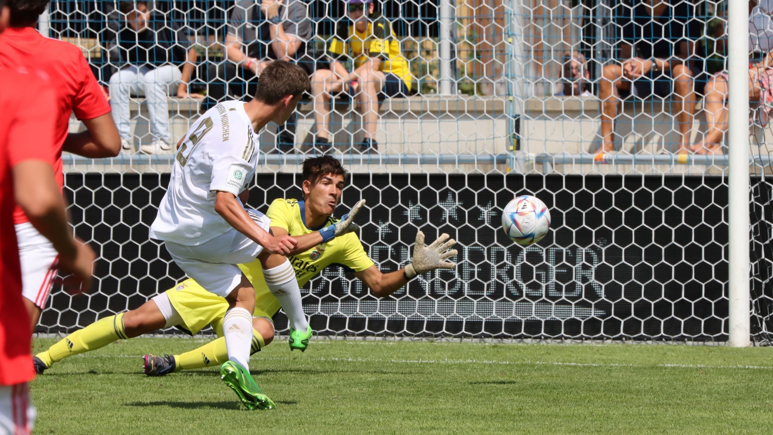 2. YoungsterCup für internationale U17 Teams findet in Olympique Marseille verdienten Sieger 12 2. YoungsterCup für internationale U17 Teams findet in Olympique Marseille verdienten Sieger 12