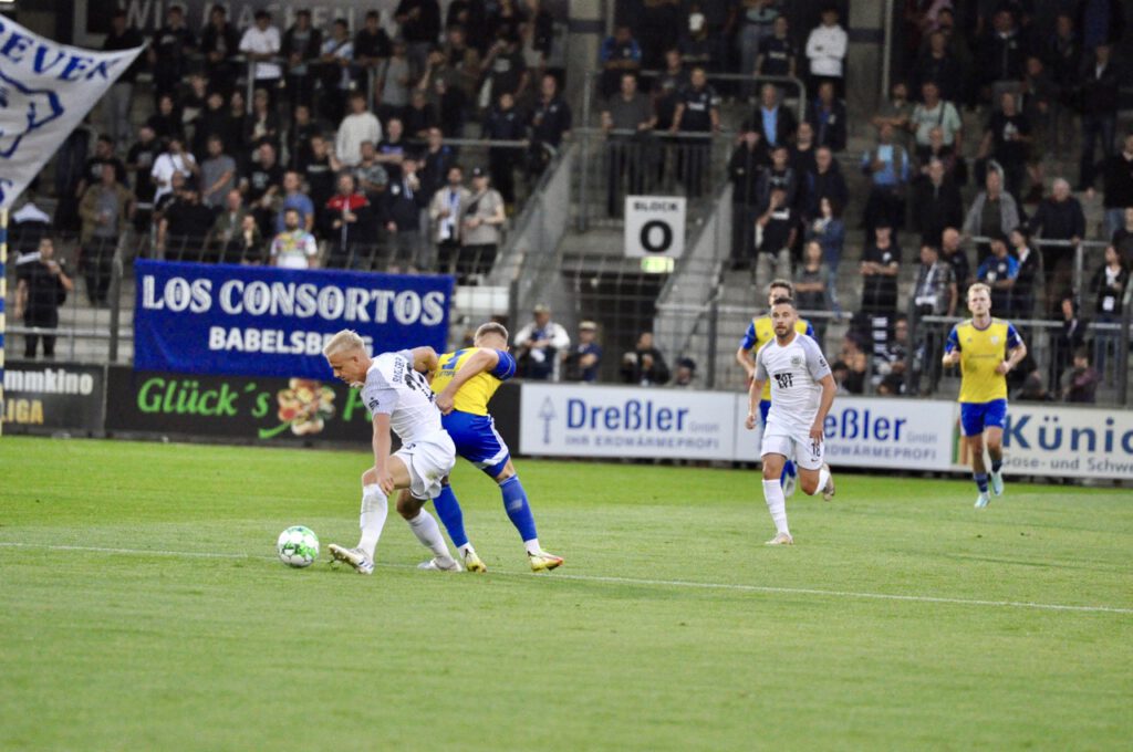 Tolles Fussball-Spektakel in Babelsberg 7 Tolles Fussball-Spektakel in Babelsberg 7