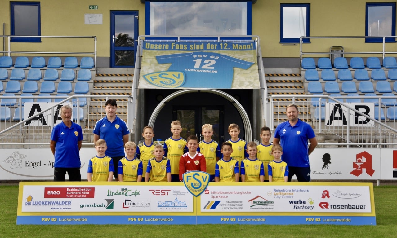 Erfolgreiche Saison der E1-Junioren 14 Erfolgreiche Saison der E1-Junioren 14