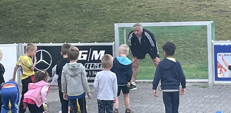 Elements-Fussballkindergarten startet mit neuen Gesichtern 1 Elements-Fussballkindergarten startet mit neuen Gesichtern 1