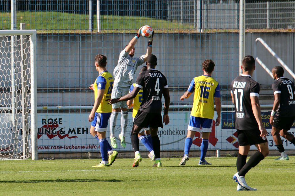 BAK souverän zum knappen Auswärtssieg 10