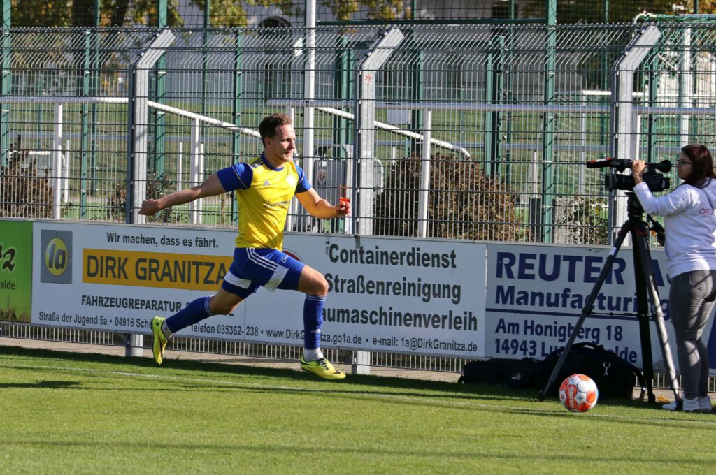 BAK souverän zum knappen Auswärtssieg 19