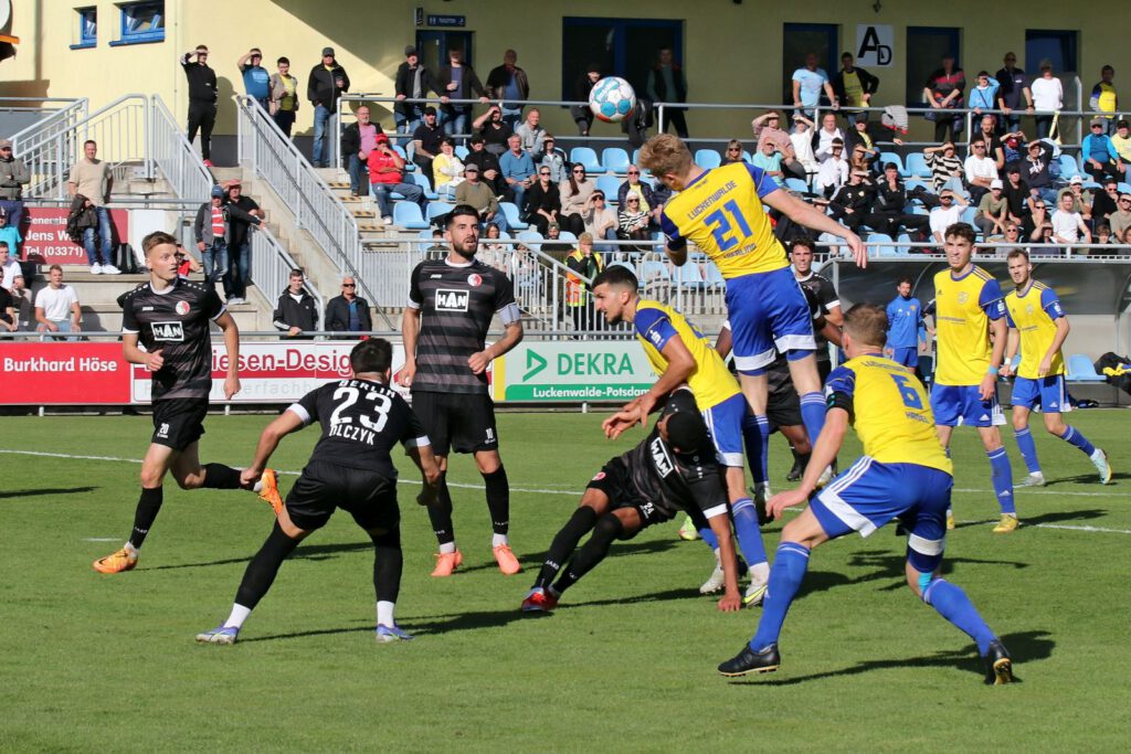 BAK souverän zum knappen Auswärtssieg 27