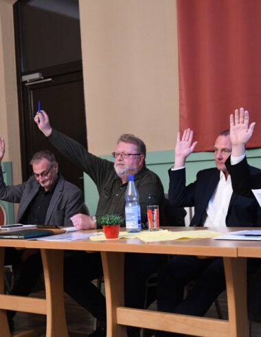 Mitgliederversammlung wählt Vorstand 19
