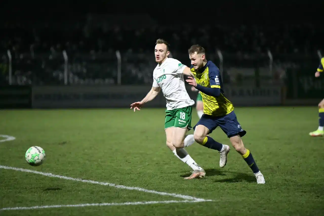 Englische Woche startet bei Chemie Leipzig 1