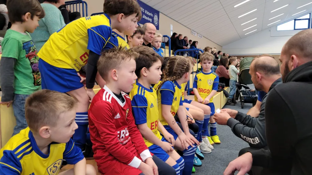 Bambinies aus Jüterbog siegen beim RS Fliesen-Design-Cup 5 Bambinies aus Jüterbog siegen beim RS Fliesen-Design-Cup 5