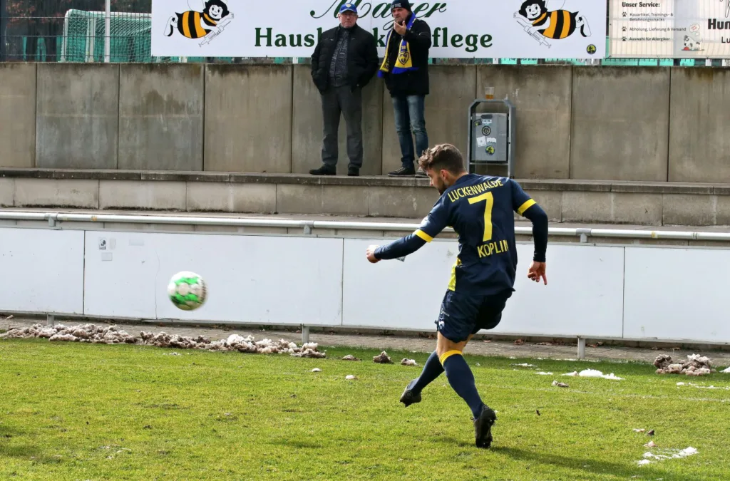 Rückschlag im Abstiegskampf 15