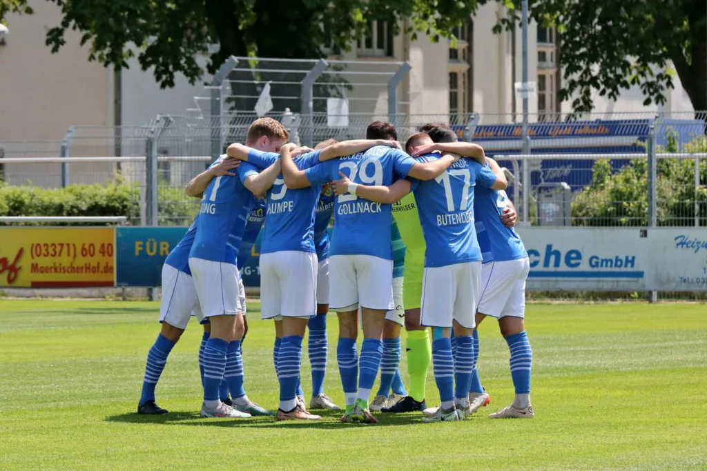 FSV mit 44 Punkten erfolgreich zum Saisonabschluss 7 FSV mit 44 Punkten erfolgreich zum Saisonabschluss 7