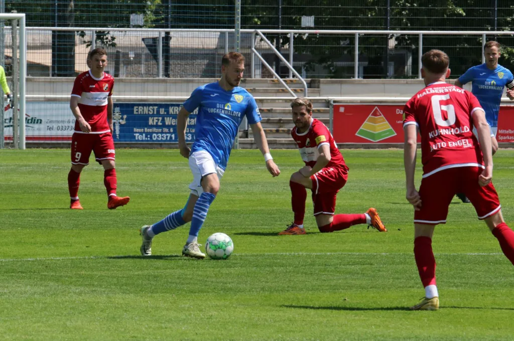 FSV mit 44 Punkten erfolgreich zum Saisonabschluss 11 FSV mit 44 Punkten erfolgreich zum Saisonabschluss 11