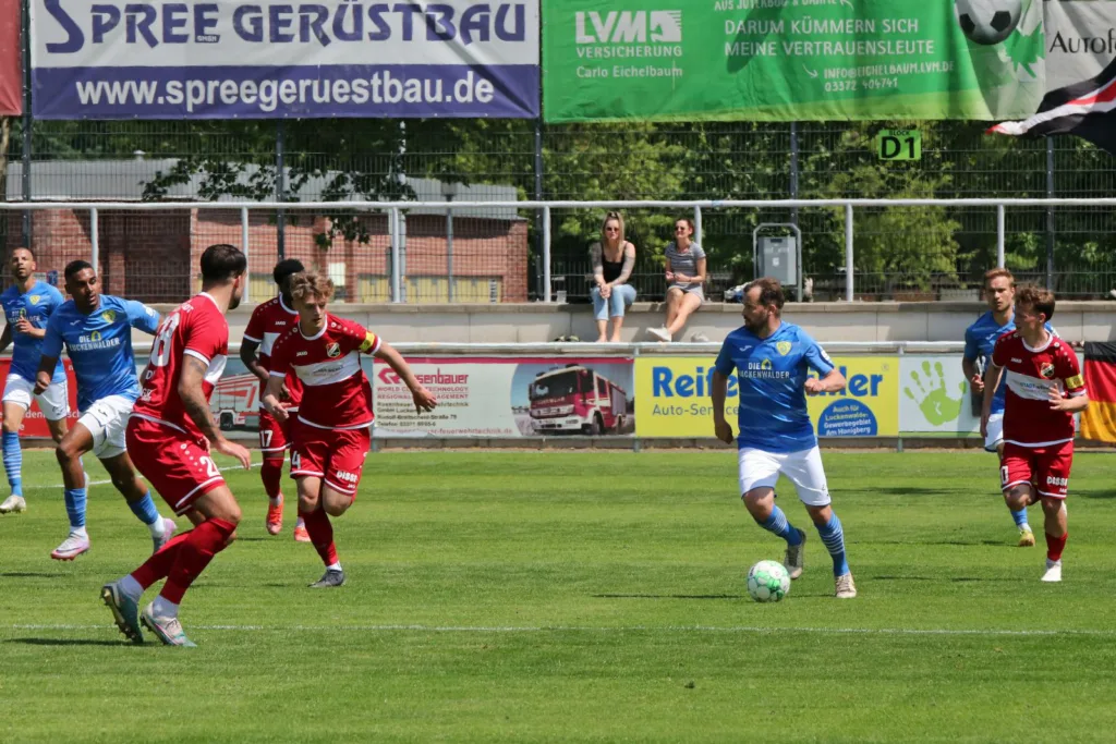 FSV mit 44 Punkten erfolgreich zum Saisonabschluss 19 FSV mit 44 Punkten erfolgreich zum Saisonabschluss 19