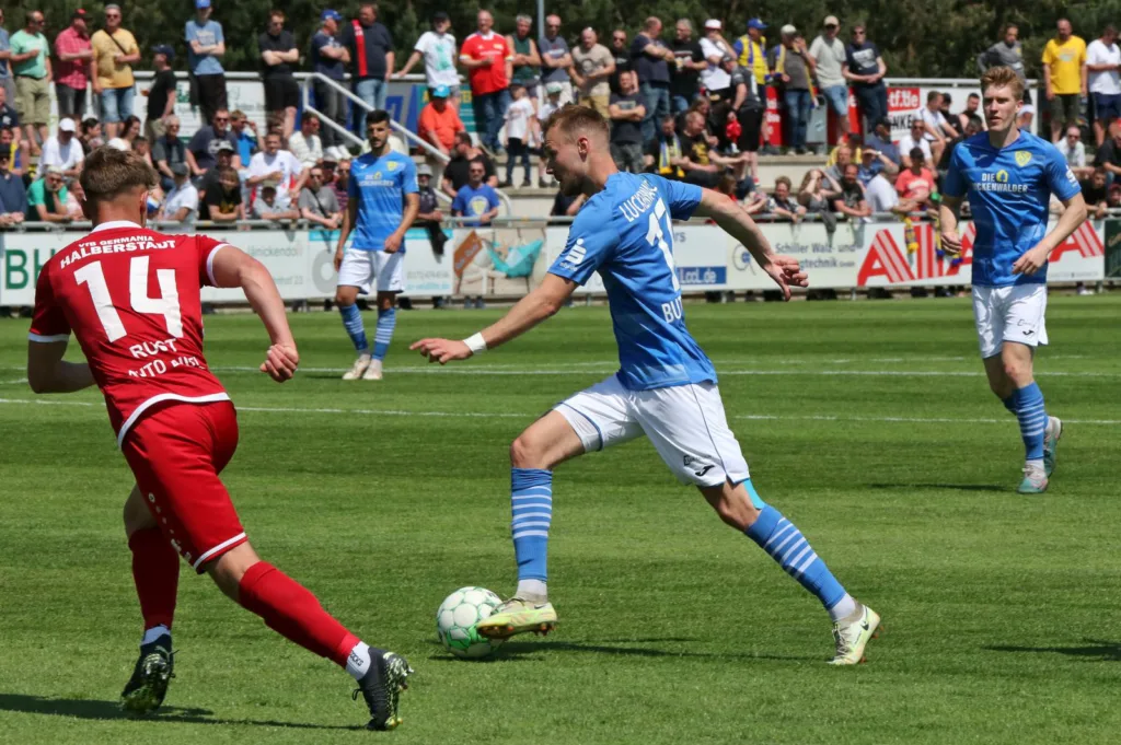 FSV mit 44 Punkten erfolgreich zum Saisonabschluss 25 FSV mit 44 Punkten erfolgreich zum Saisonabschluss 25