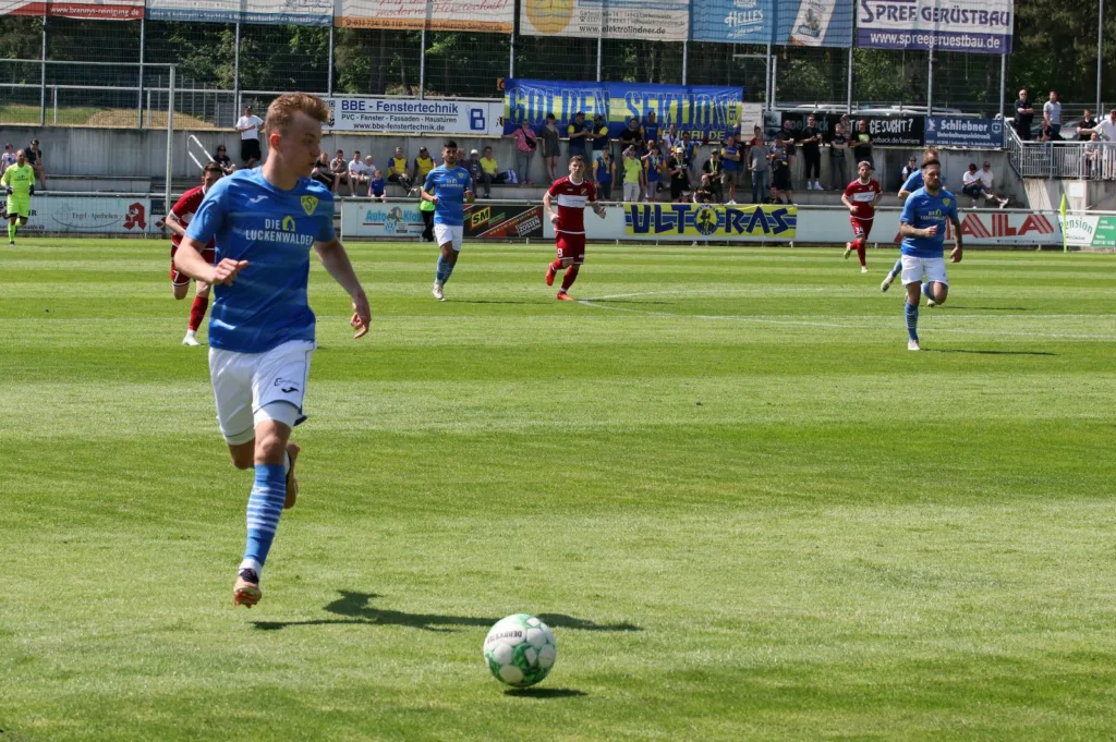 FSV mit 44 Punkten erfolgreich zum Saisonabschluss 35 FSV mit 44 Punkten erfolgreich zum Saisonabschluss 35