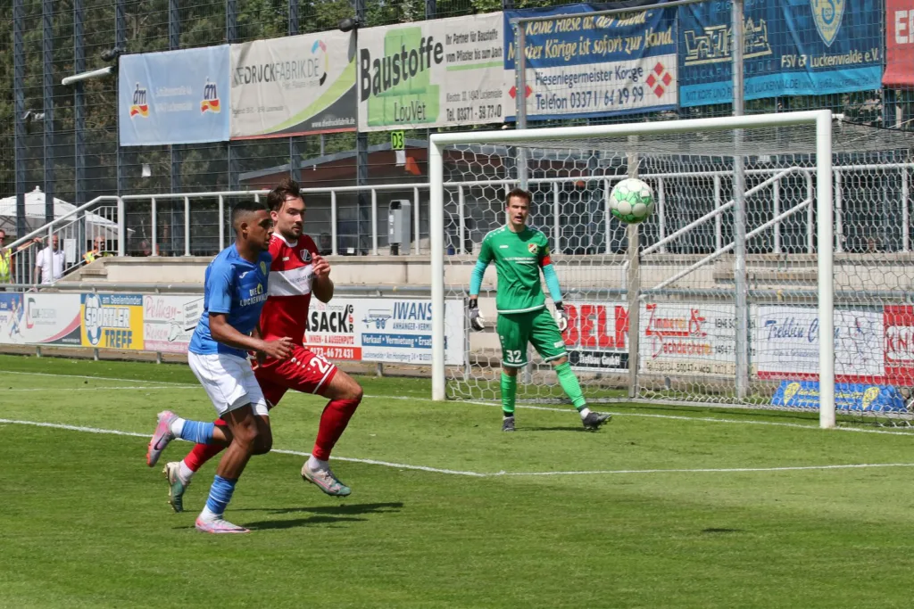 FSV mit 44 Punkten erfolgreich zum Saisonabschluss 38 FSV mit 44 Punkten erfolgreich zum Saisonabschluss 38