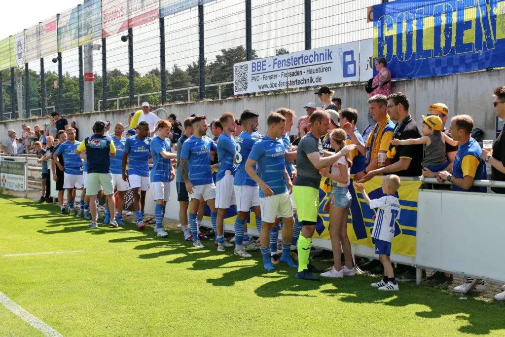 FSV mit 44 Punkten erfolgreich zum Saisonabschluss 49 FSV mit 44 Punkten erfolgreich zum Saisonabschluss 49