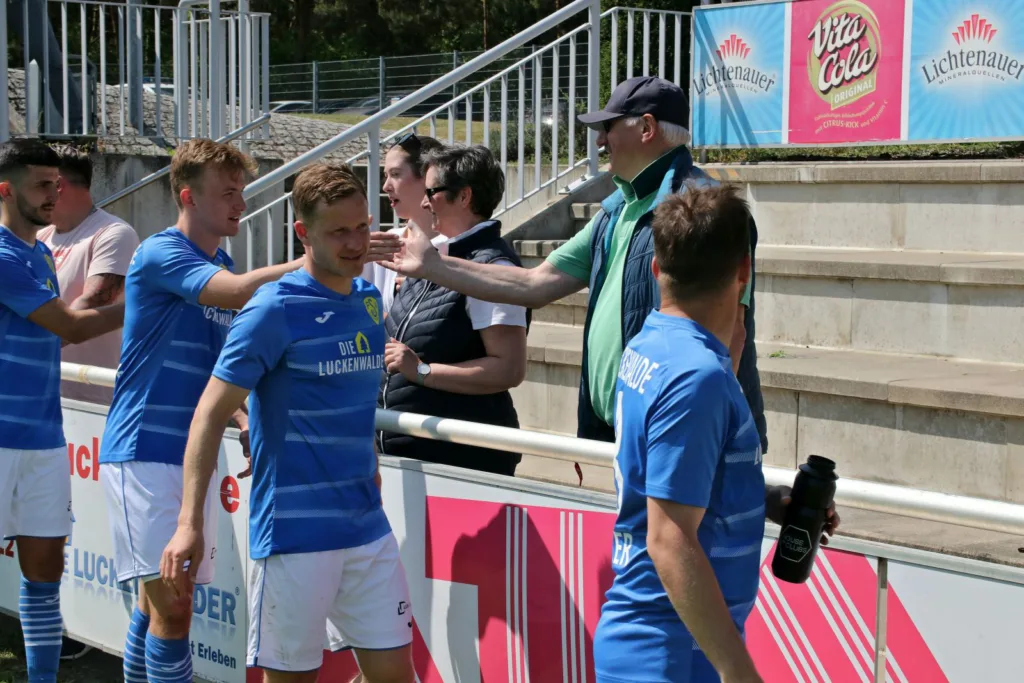 FSV mit 44 Punkten erfolgreich zum Saisonabschluss 51 FSV mit 44 Punkten erfolgreich zum Saisonabschluss 51