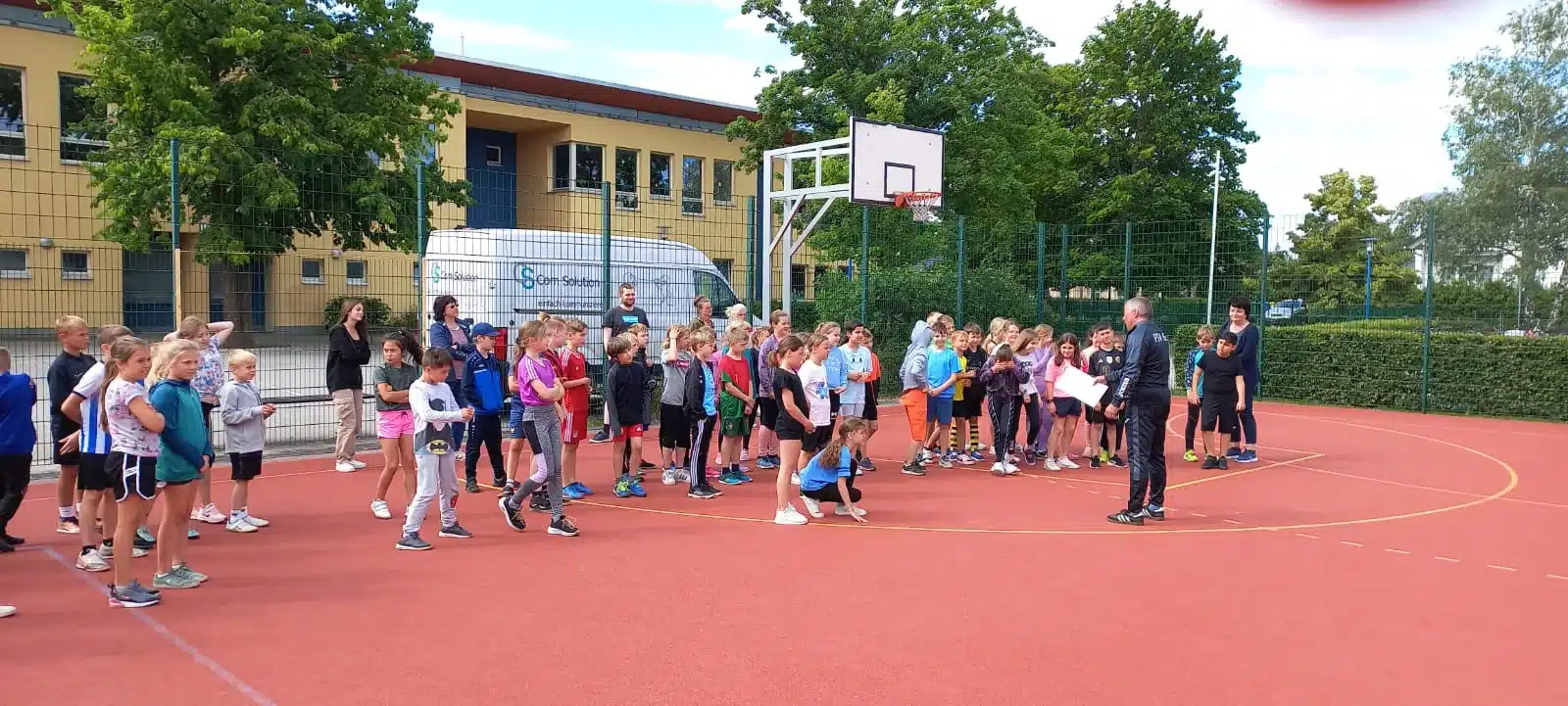 Trainer des FSV 63 unterstützen Schule in Mahlow-Blankenfelde 4 Trainer des FSV 63 unterstützen Schule in Mahlow-Blankenfelde 4